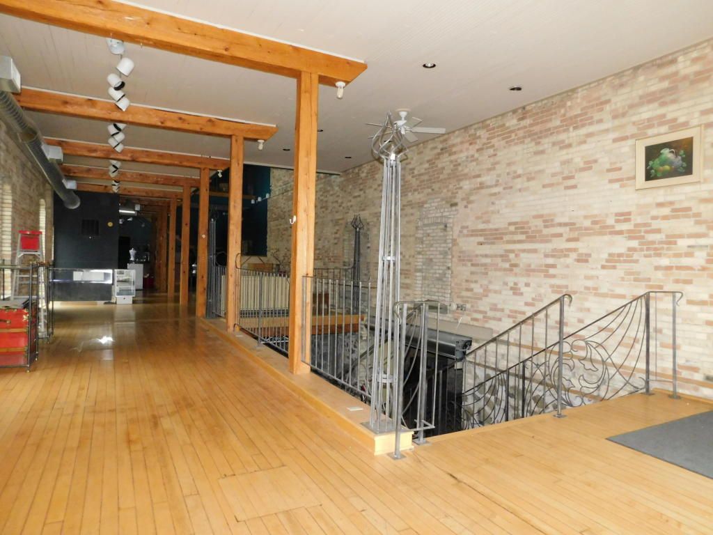 234 S Main St, Fort Atkinson, WI 53538